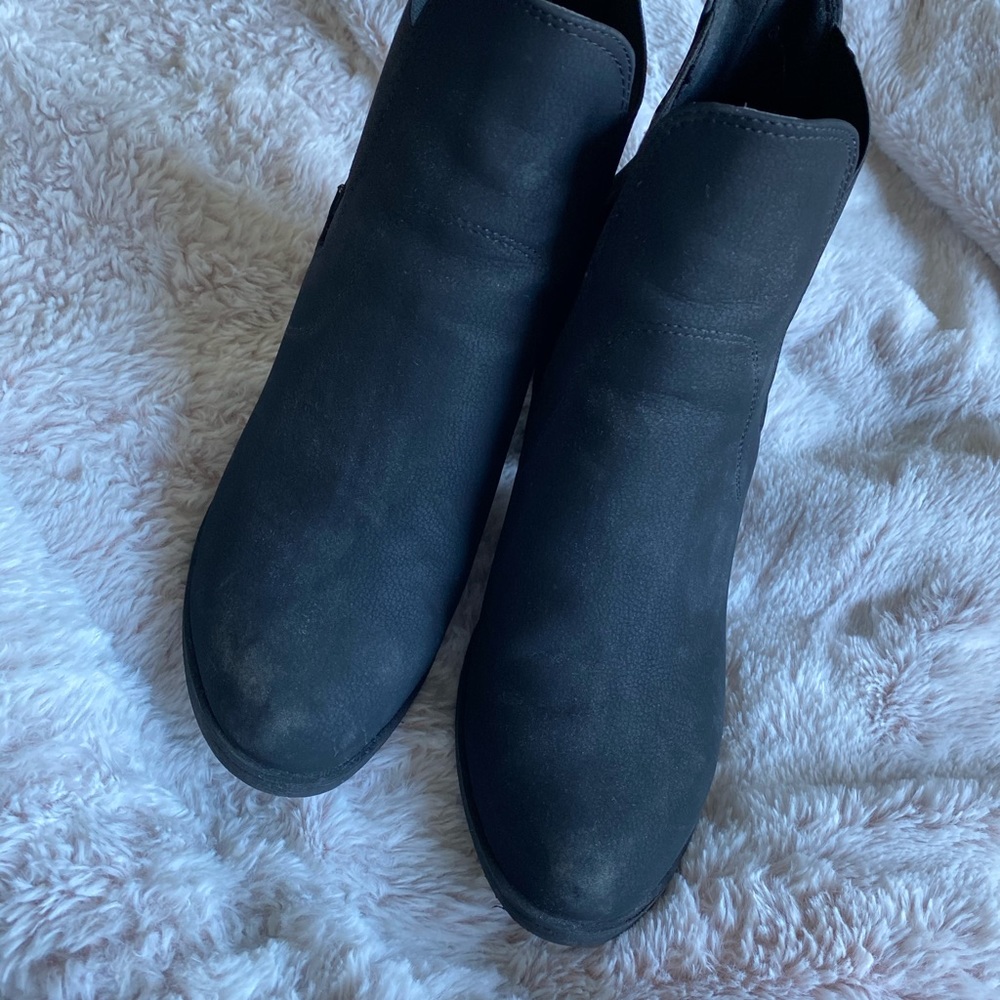 Black booties SOLD
